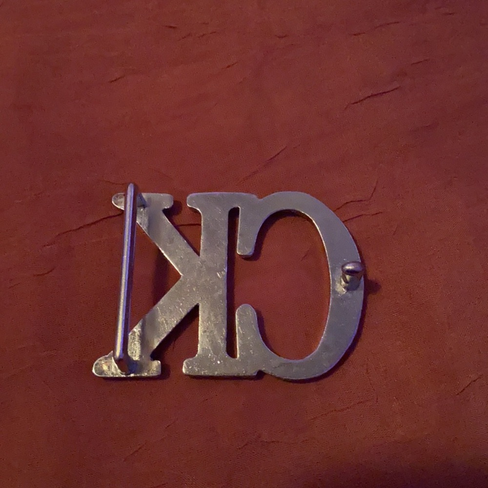 Calvin Klein Buckle - Picture 2 of 2